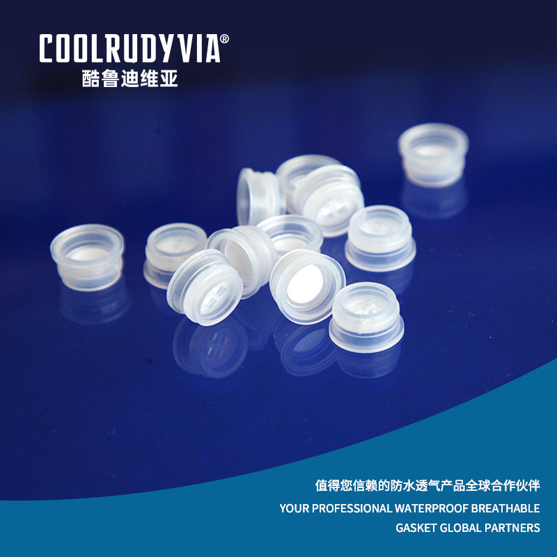 Tapón impermeable y transpirable.